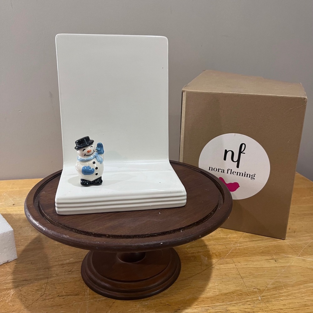 Nora Fleming Pinstripes Message Board W9 White Stoneware with Snowman Mini Boxed
